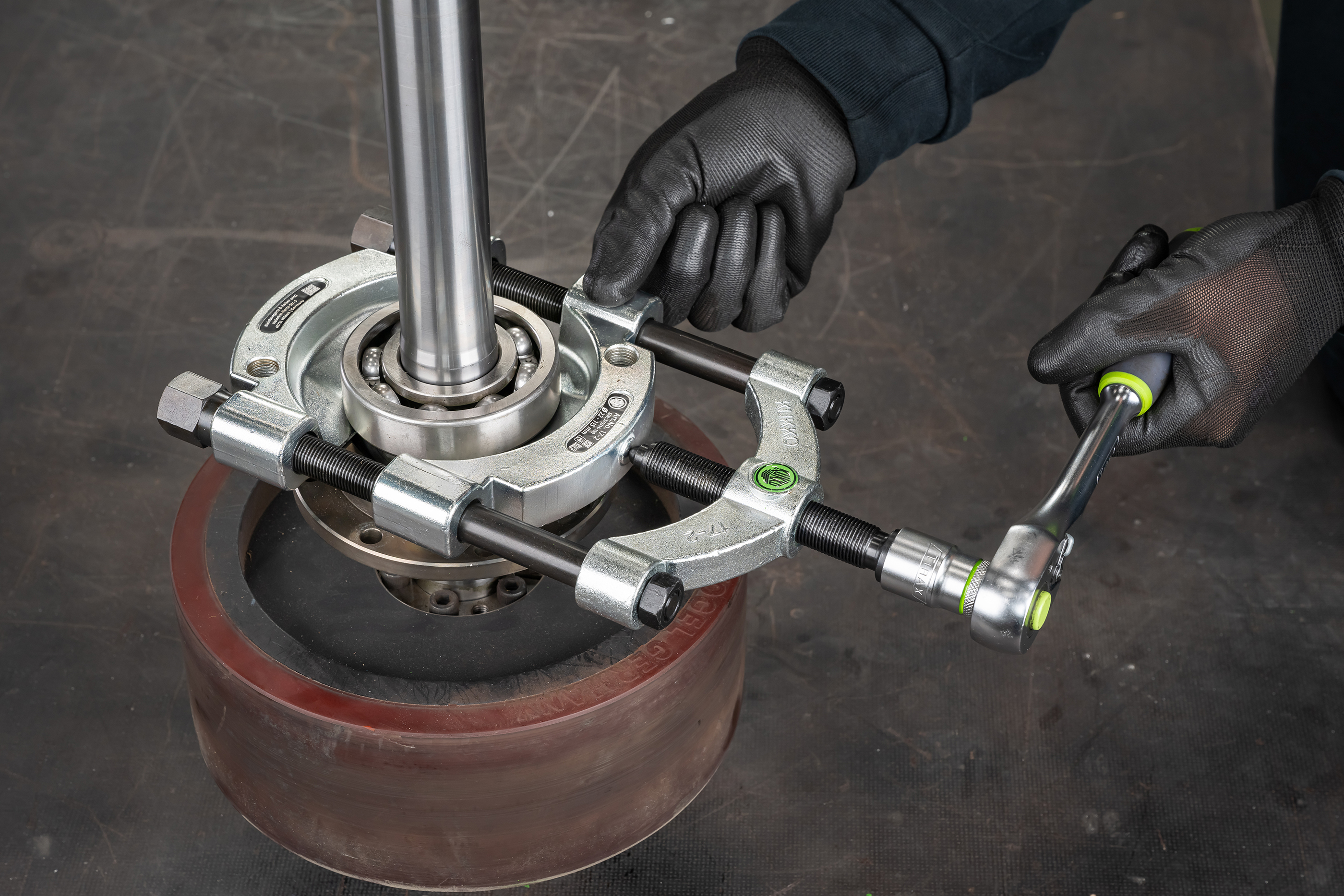 Einschneidiger, mechanischer Mutternsprenger 19 mm - 27 mm